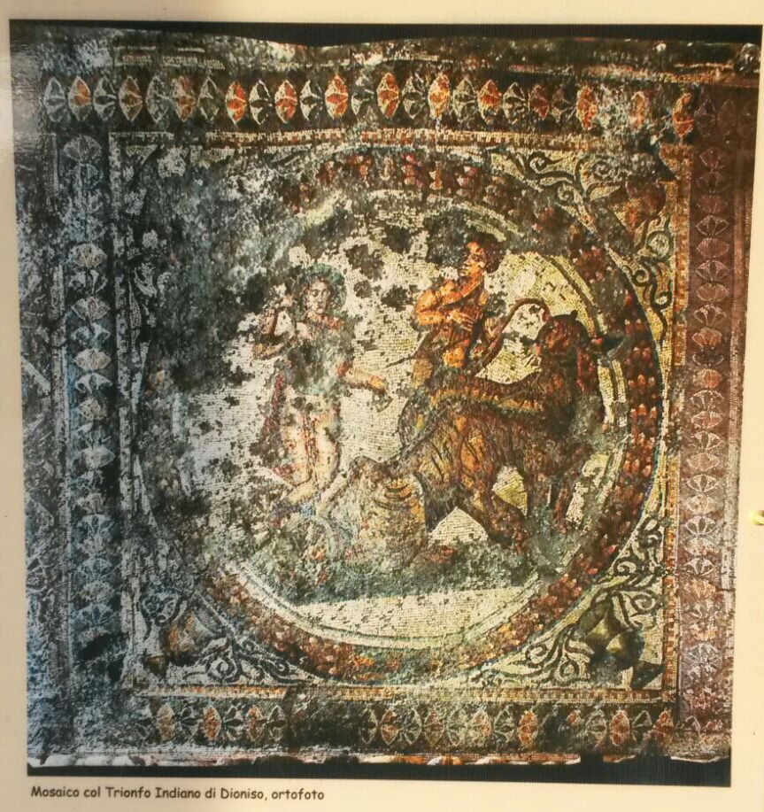 Trionfo indiano di Dioniso mosaico villa romana di Casignana