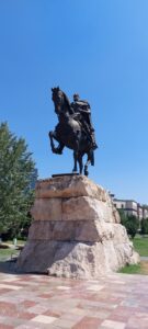 Monumento a Skanderbeg, Tirana